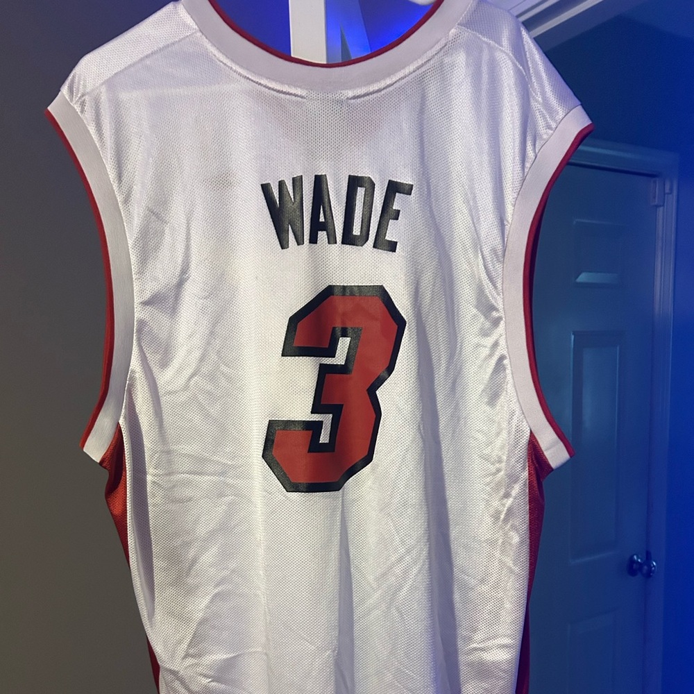 Dwyane Wade jersey